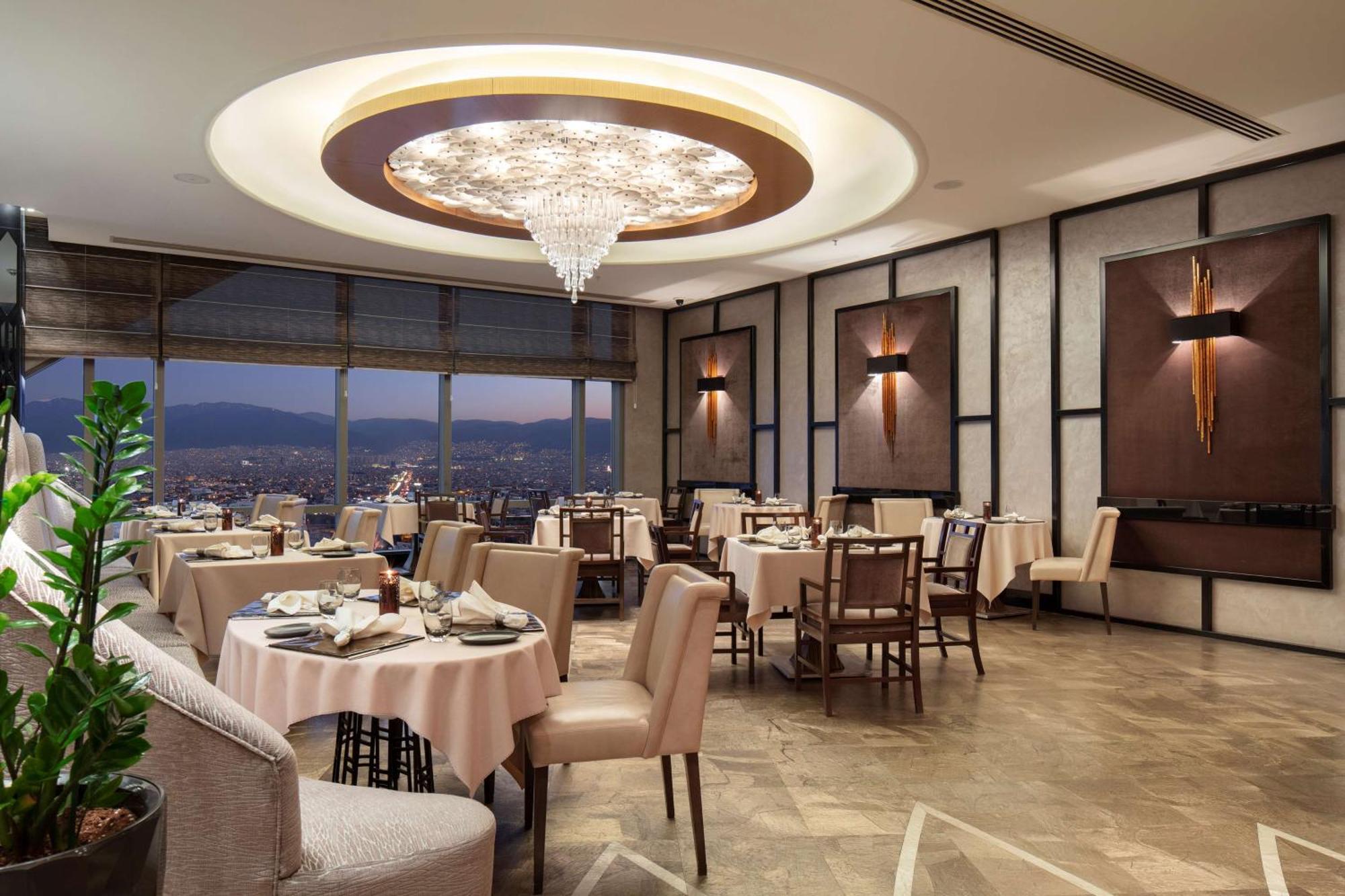 Hilton Bursa Convention Center & Spa Exterior foto