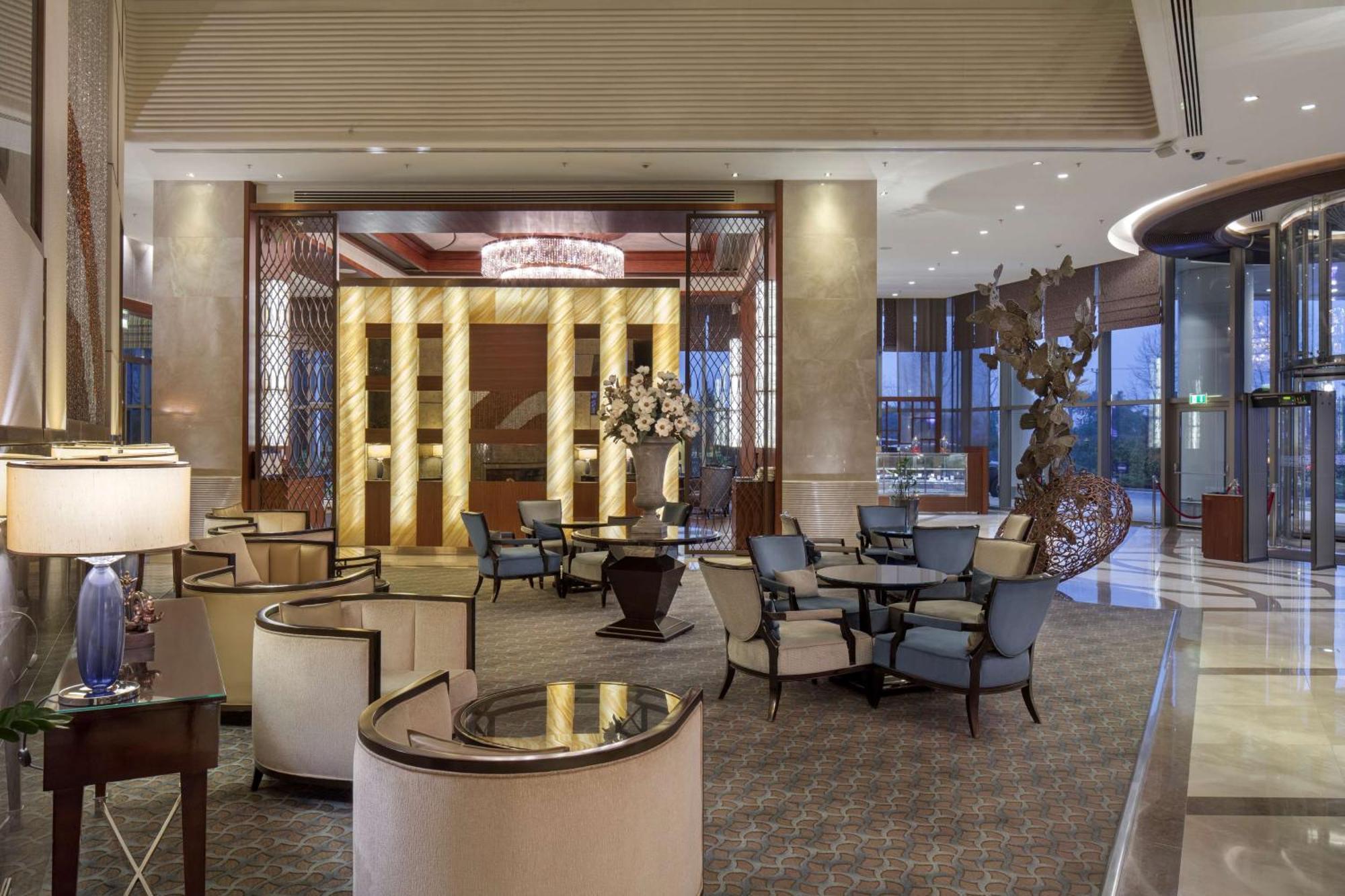Hilton Bursa Convention Center & Spa Exterior foto