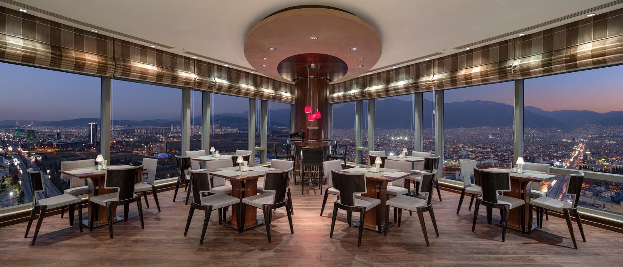 Hilton Bursa Convention Center & Spa Exterior foto